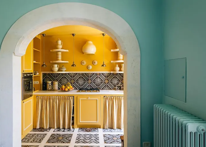 Апартаменты Dimora Donna Maria *